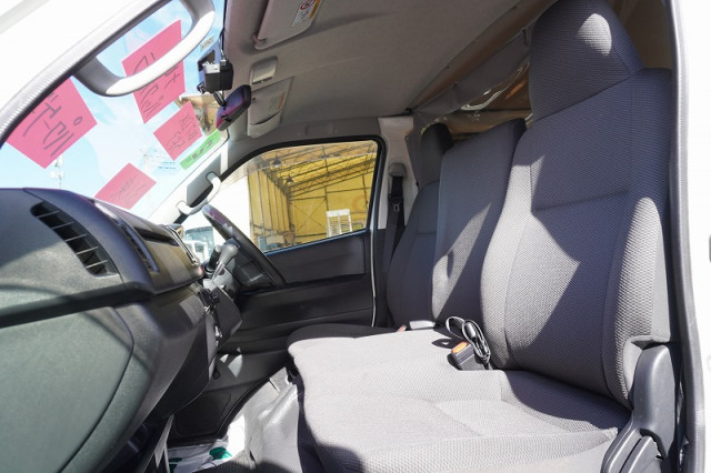 Toyota Small Light van CBF-TRH200V(96661) 42枚目