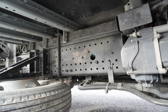 いすゞ フォワード 中型 アルミバン 2RG-FRR90S2(96662) 13枚目