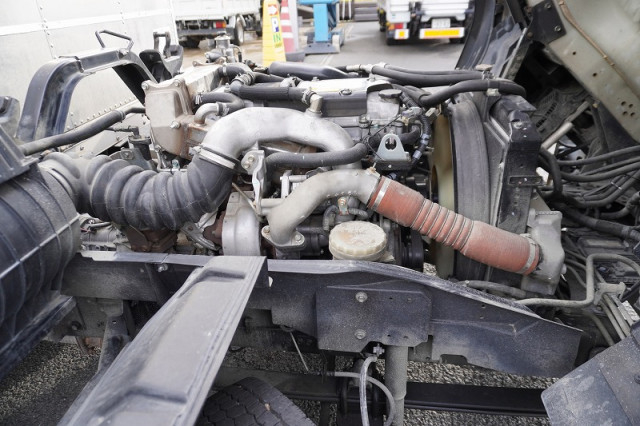 いすゞ フォワード 中型 アルミバン 2RG-FRR90S2(96662) 16枚目