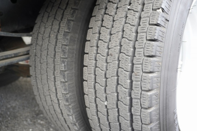 いすゞ エルフ 小型 アルミバン TPG-NNR85AN(96663) 11枚目