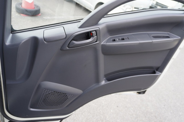 いすゞ フォワード 中型 アルミバン 2RG-FRR90S2(96662) 38枚目