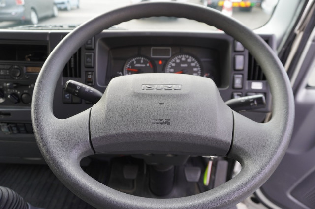 いすゞ エルフ 小型 アルミバン TPG-NNR85AN(96663) 31枚目