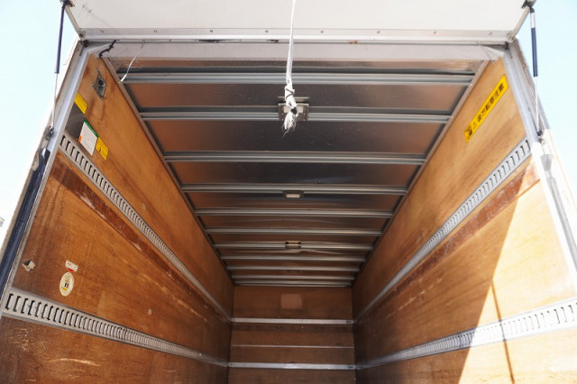 いすゞ フォワード 中型 アルミバン 2RG-FRR90S2(96664) 22枚目