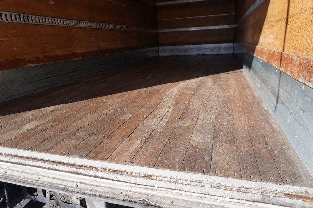 いすゞ フォワード 中型 アルミバン 2RG-FRR90S2(96664) 23枚目