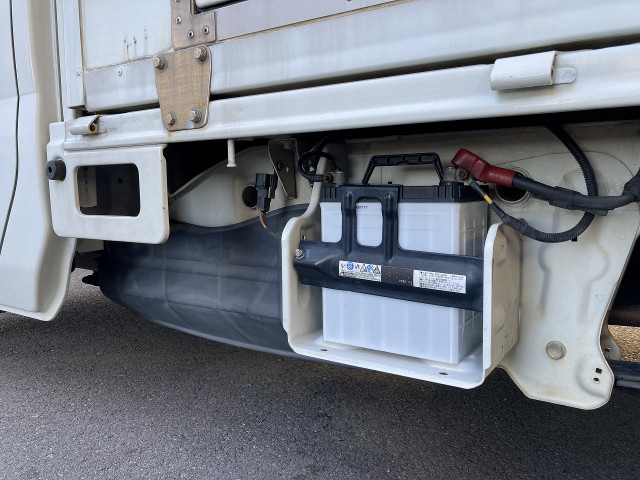 スズキ キャリィ 軽 冷凍冷蔵バン EBD-DA63T(96665) 8枚目