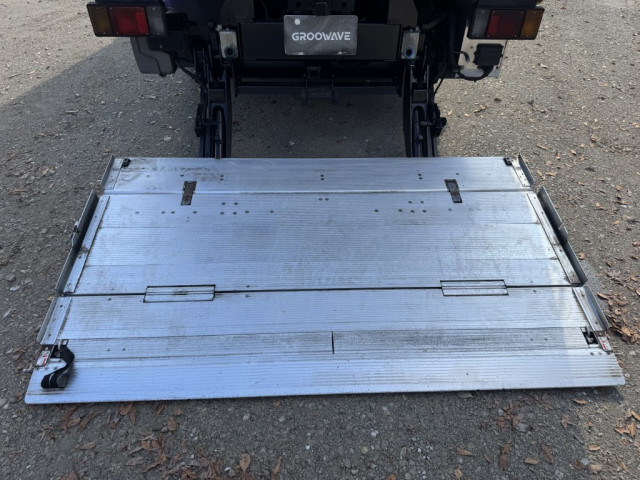 いすゞ エルフ 小型 冷凍冷蔵バン 2RG-NPR88YN(96690) 10枚目