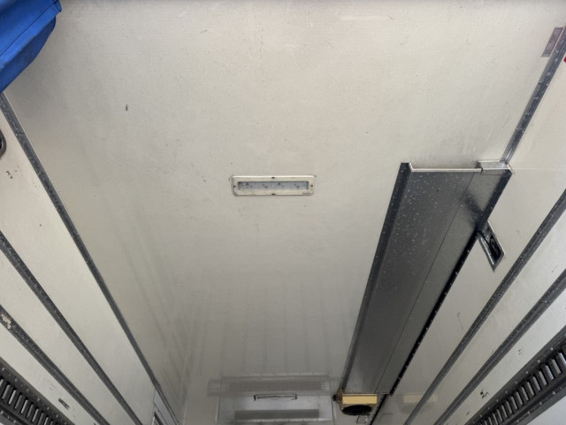 いすゞ エルフ 小型 冷凍冷蔵バン 2RG-NPR88YN(96690) 15枚目