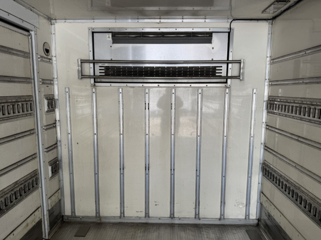 いすゞ エルフ 小型 冷凍冷蔵バン 2RG-NPR88YN(96690) 16枚目