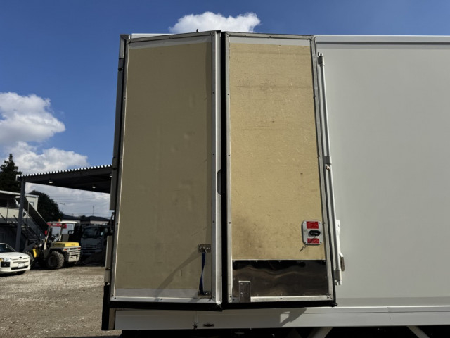 いすゞ エルフ 小型 冷凍冷蔵バン 2RG-NPR88YN(96690) 21枚目