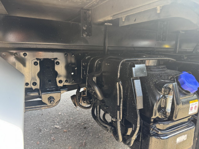 いすゞ エルフ 小型 冷凍冷蔵バン 2RG-NPR88YN(96690) 25枚目