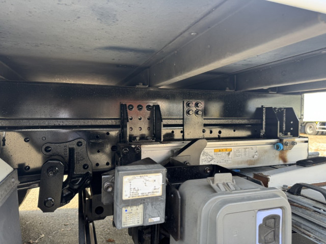 いすゞ エルフ 小型 冷凍冷蔵バン 2RG-NPR88YN(96690) 26枚目