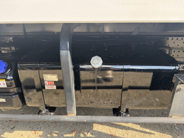 いすゞ エルフ 小型 冷凍冷蔵バン 2RG-NPR88YN(96690) 30枚目