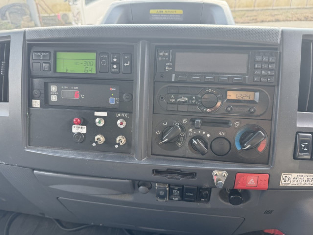 いすゞ エルフ 小型 冷凍冷蔵バン 2RG-NPR88YN(96690) 34枚目