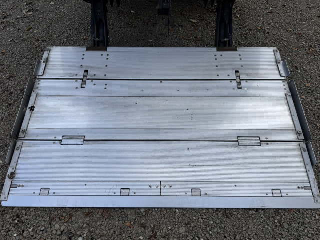 いすゞ エルフ 小型 冷凍冷蔵バン 2RG-NPR88YN(96692) 11枚目