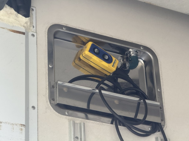 いすゞ エルフ 小型 冷凍冷蔵バン 2RG-NPR88YN(96692) 19枚目