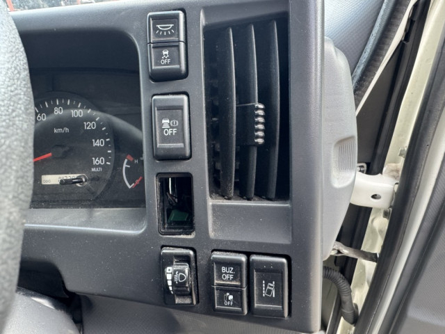 いすゞ エルフ 小型 冷凍冷蔵バン 2RG-NPR88YN(96692) 34枚目