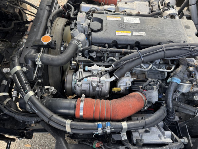 いすゞ エルフ 小型 冷凍冷蔵バン 2RG-NPR88YN(96692) 40枚目