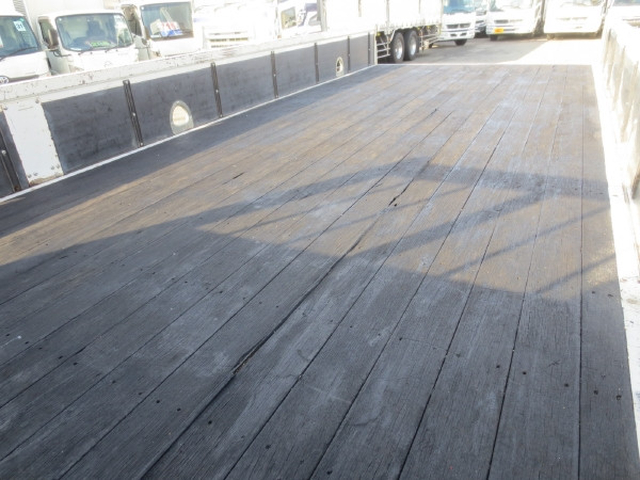 いすゞ フォワード 中型 クレーン付き 2PG-FRR90S1(96693) 24枚目