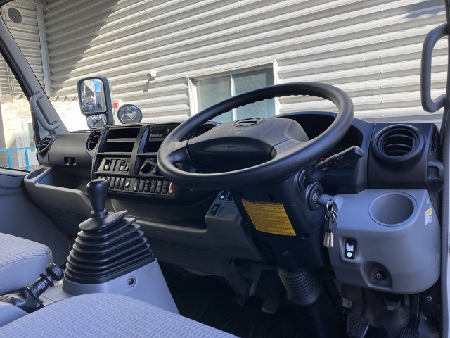 日野 デュトロ 小型 アルミバン TKG-XZU710M(96696) 17枚目