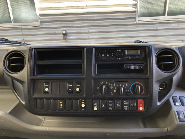 日野 デュトロ 小型 アルミバン TKG-XZU710M(96696) 18枚目