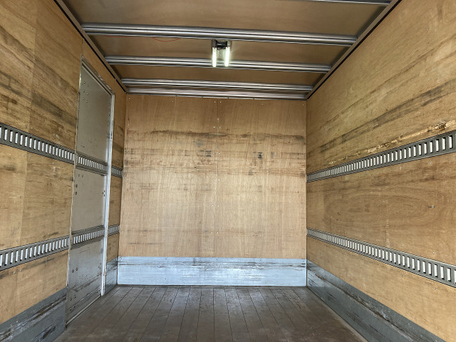 日野 デュトロ 小型 アルミバン TKG-XZU710M(96696) 27枚目