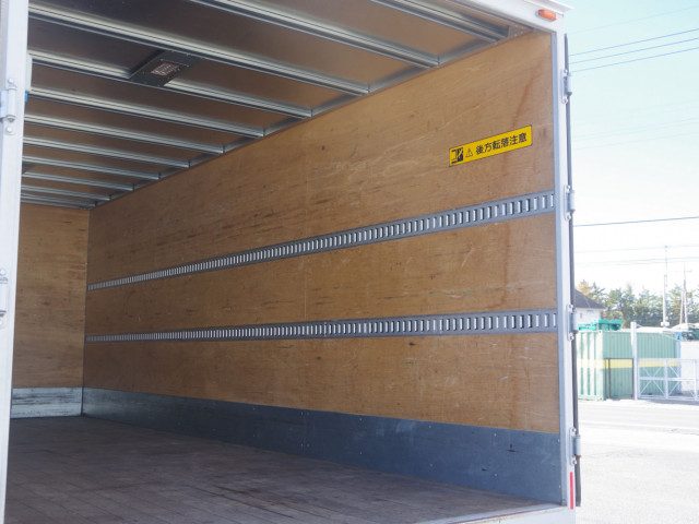 日野 レンジャー 中型 アルミバン TKG-FD9JLAA(96699) 15枚目