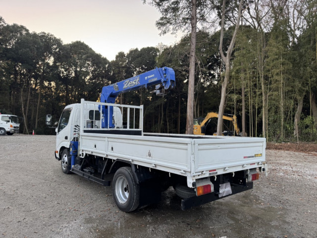 日野 デュトロ 小型 クレーン付き TKG-XZU650M(96703) 4枚目