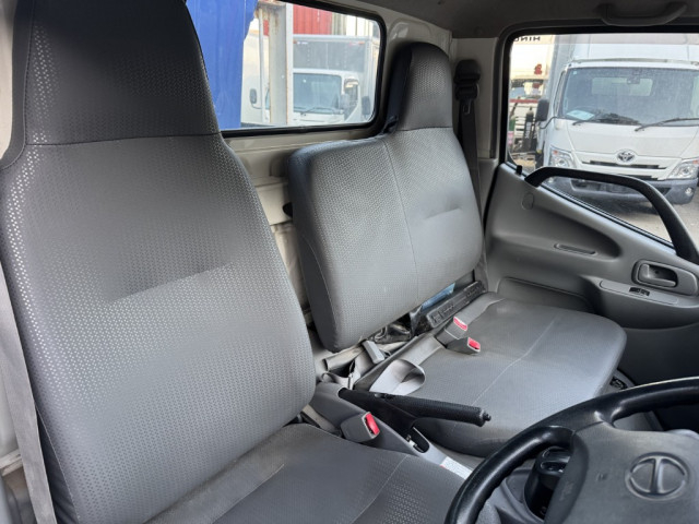 日野 デュトロ 小型 クレーン付き TKG-XZU650M(96703) 28枚目