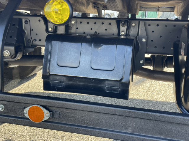 いすゞ エルフ 小型 平ボディ TRG-NMR85AN(96705) 16枚目