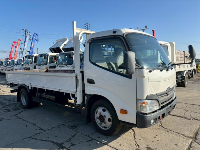 トヨタ ダイナ 小型 平ボディ TKG-XZU695(96706) 3枚目