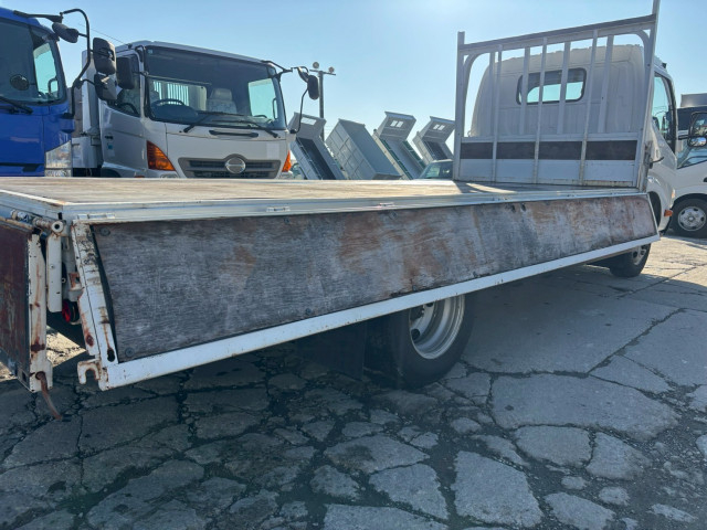 トヨタ ダイナ 小型 平ボディ TKG-XZU695(96706) 13枚目