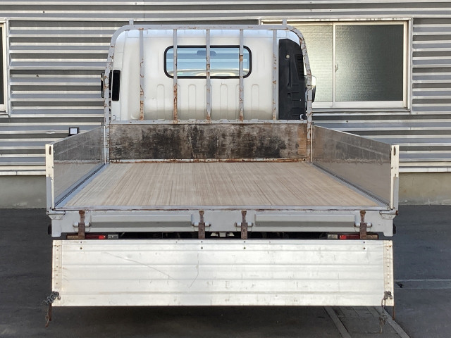 いすゞ エルフ 小型 平ボディ TRG-NNR85AR(96710) 4枚目