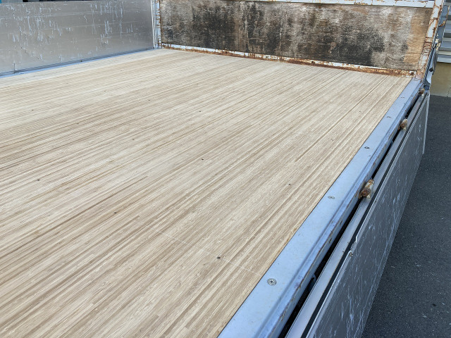 いすゞ エルフ 小型 平ボディ TRG-NNR85AR(96710) 20枚目