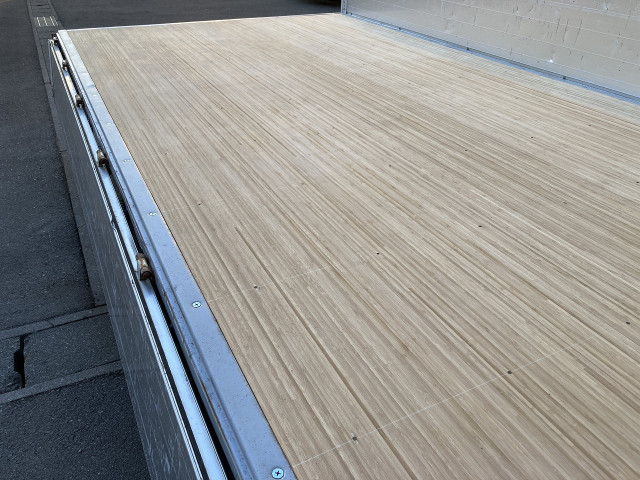 いすゞ エルフ 小型 平ボディ TRG-NNR85AR(96710) 21枚目