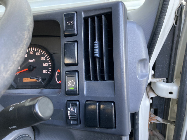 いすゞ エルフ 小型 平ボディ TRG-NNR85AR(96710) 33枚目