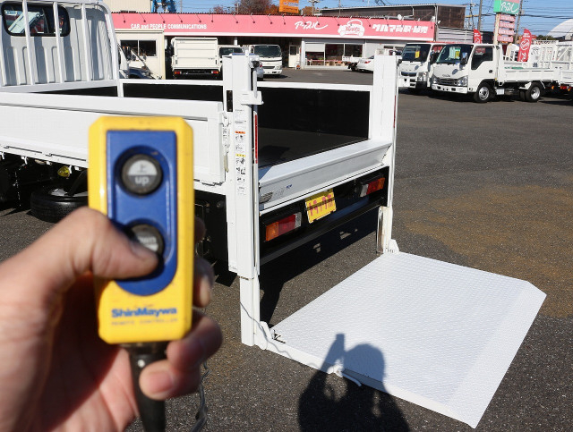 三菱ふそう キャンター 小型 平ボディ TKG-FBA50(96714) 33枚目