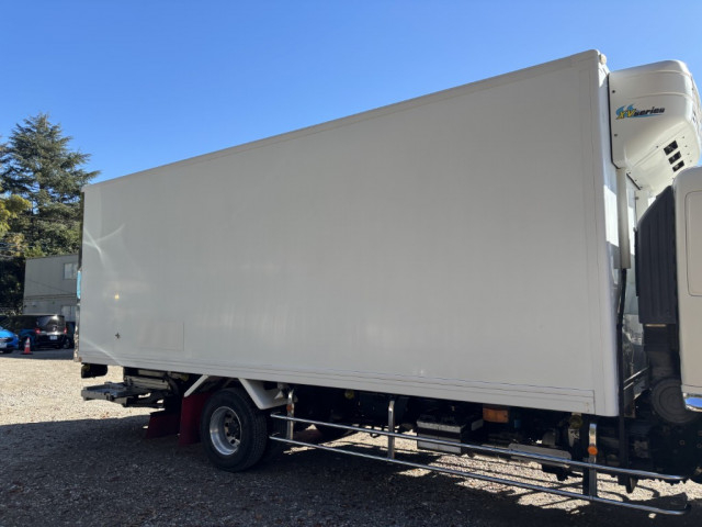 日野 レンジャー 中型 冷凍冷蔵バン TKG-FD9JKAA(96716) 6枚目