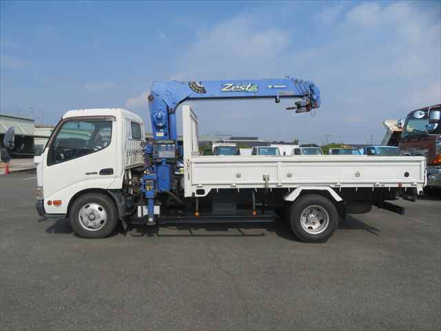 日野 デュトロ 小型 クレーン付き TKG-XZU650M(96717) 9枚目