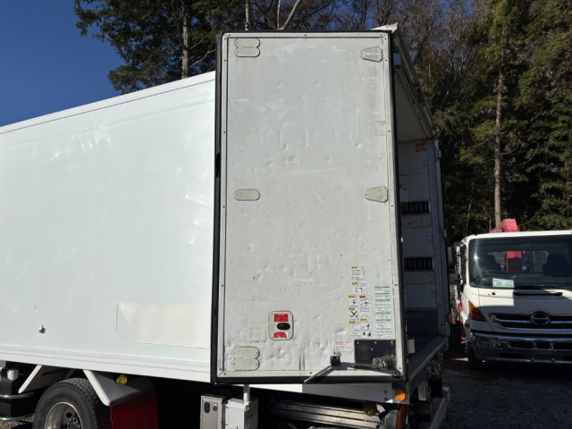 日野 レンジャー 中型 冷凍冷蔵バン TKG-FD9JKAA(96716) 20枚目