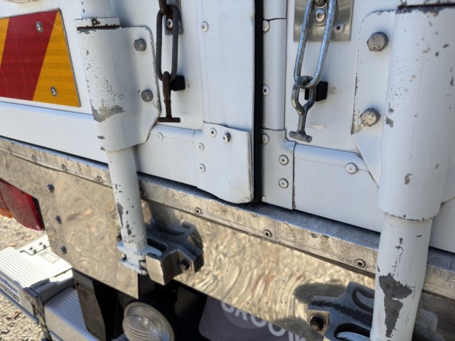 日野 レンジャー 中型 冷凍冷蔵バン TKG-FD9JKAA(96716) 50枚目