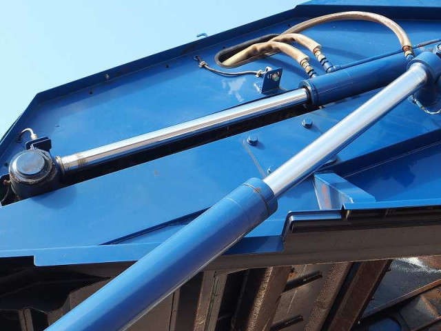 三菱ふそう ファイター 中型 塵芥車（プレス式） PA-FK61F(96724) 12枚目