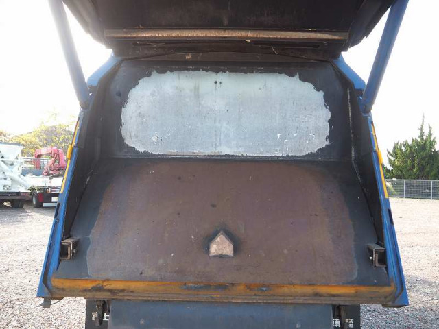 三菱ふそう ファイター 中型 塵芥車（プレス式） PA-FK61F(96724) 16枚目