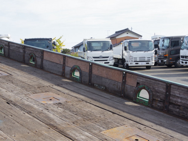 UDトラックス（日産） クオン 大型 - ADG-CD4ZL(96727) 24枚目