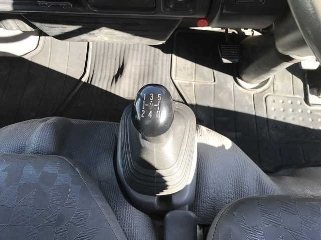 いすゞ エルフ 小型 平ボディ KR-NHR69(96728) 25枚目