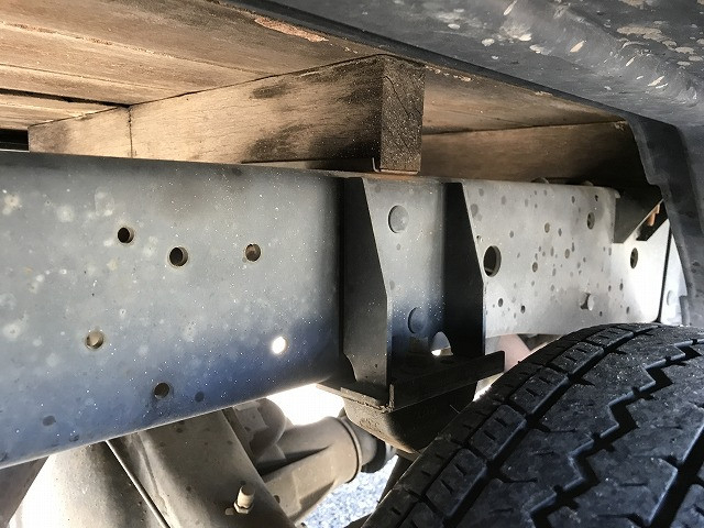 いすゞ エルフ 小型 平ボディ KR-NHR69(96728) 35枚目