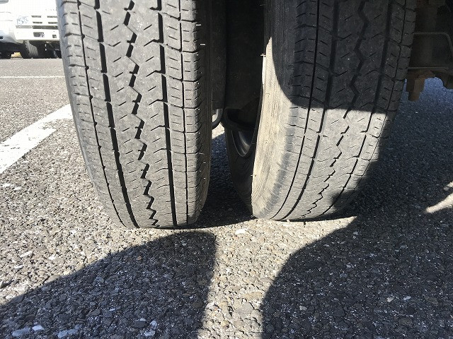 いすゞ エルフ 小型 平ボディ KR-NHR69(96728) 46枚目