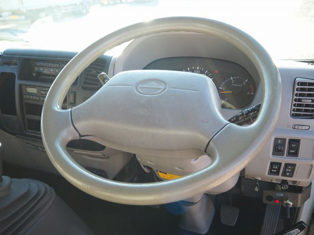 日野 デュトロ 小型 クレーン付き KK-XZU400M(96732) 46枚目