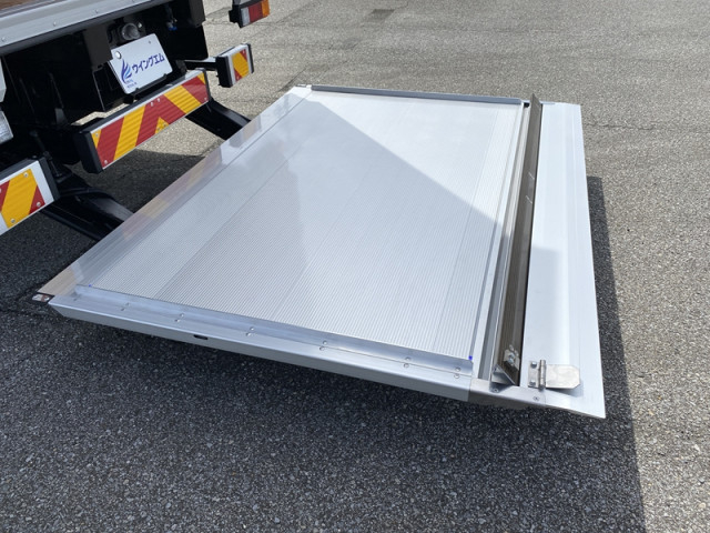 三菱ふそう キャンター 小型 アルミバン 2PG-FEB80(96752) 11枚目