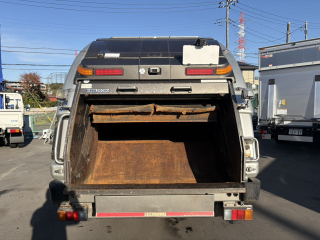 いすゞ エルフ 小型 塵芥車（プレス式） SKG-NMR85AN(96753) 9枚目