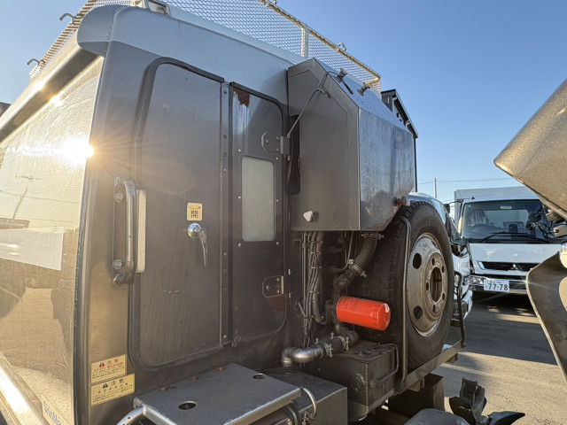 いすゞ エルフ 小型 塵芥車（プレス式） SKG-NMR85AN(96753) 23枚目